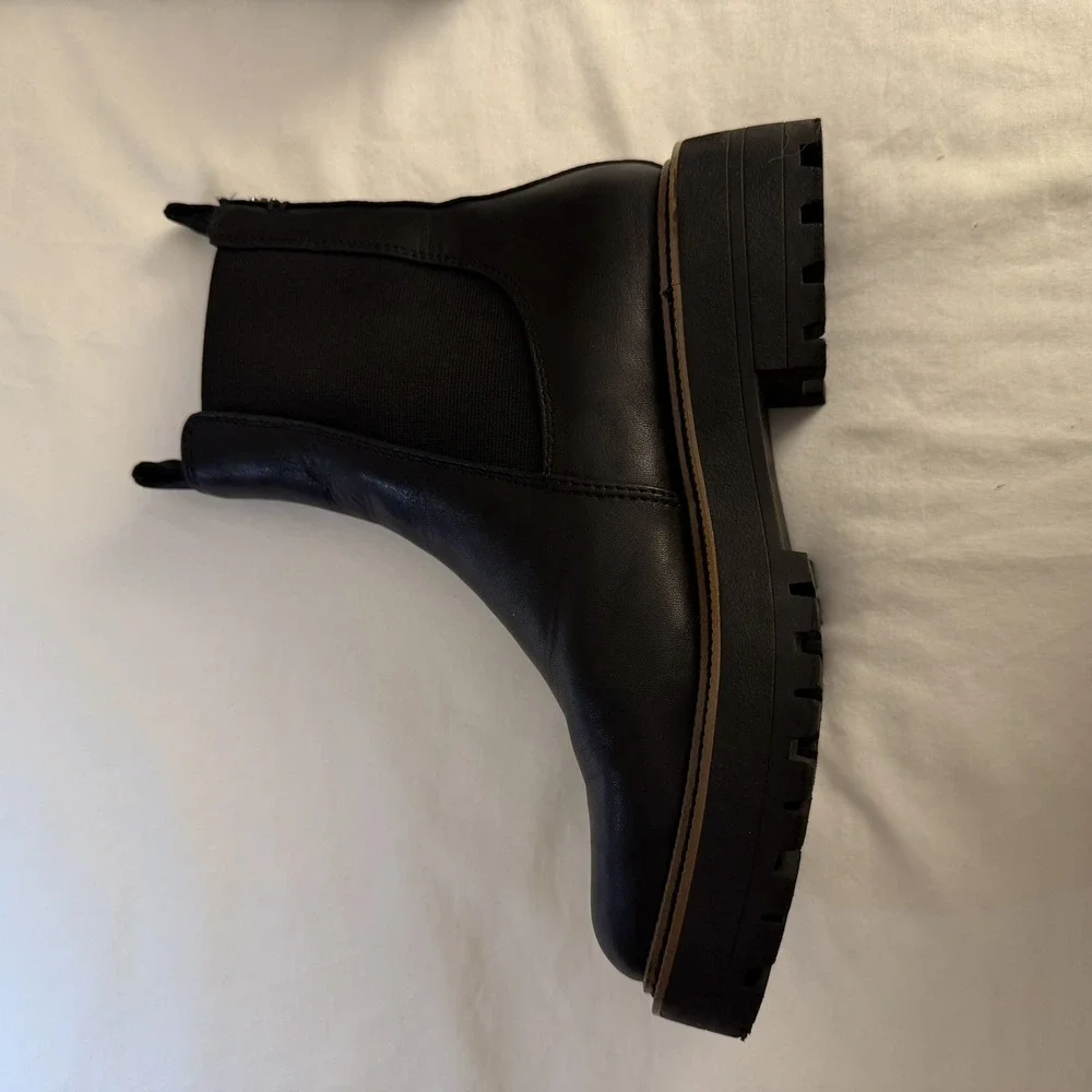 Sam Edelman Women's Laguna‎ Chelsea Boot – Black – Size 6